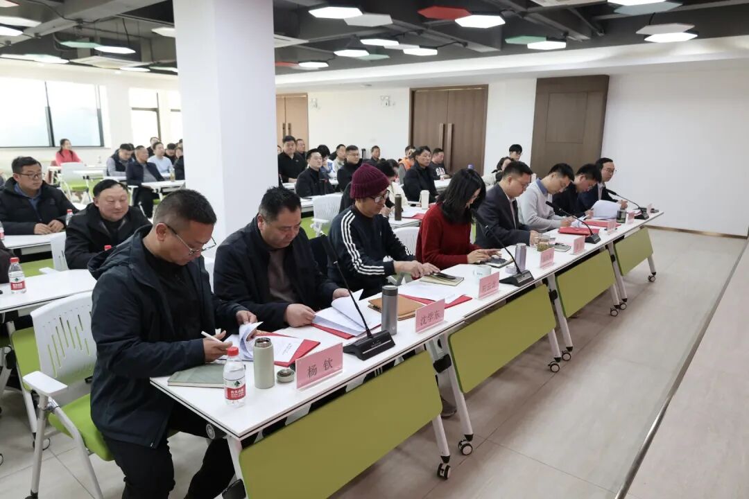 金鞍策马 共赴新程|鸿灌环境召开2025年度年终总结暨表彰大会(图19)